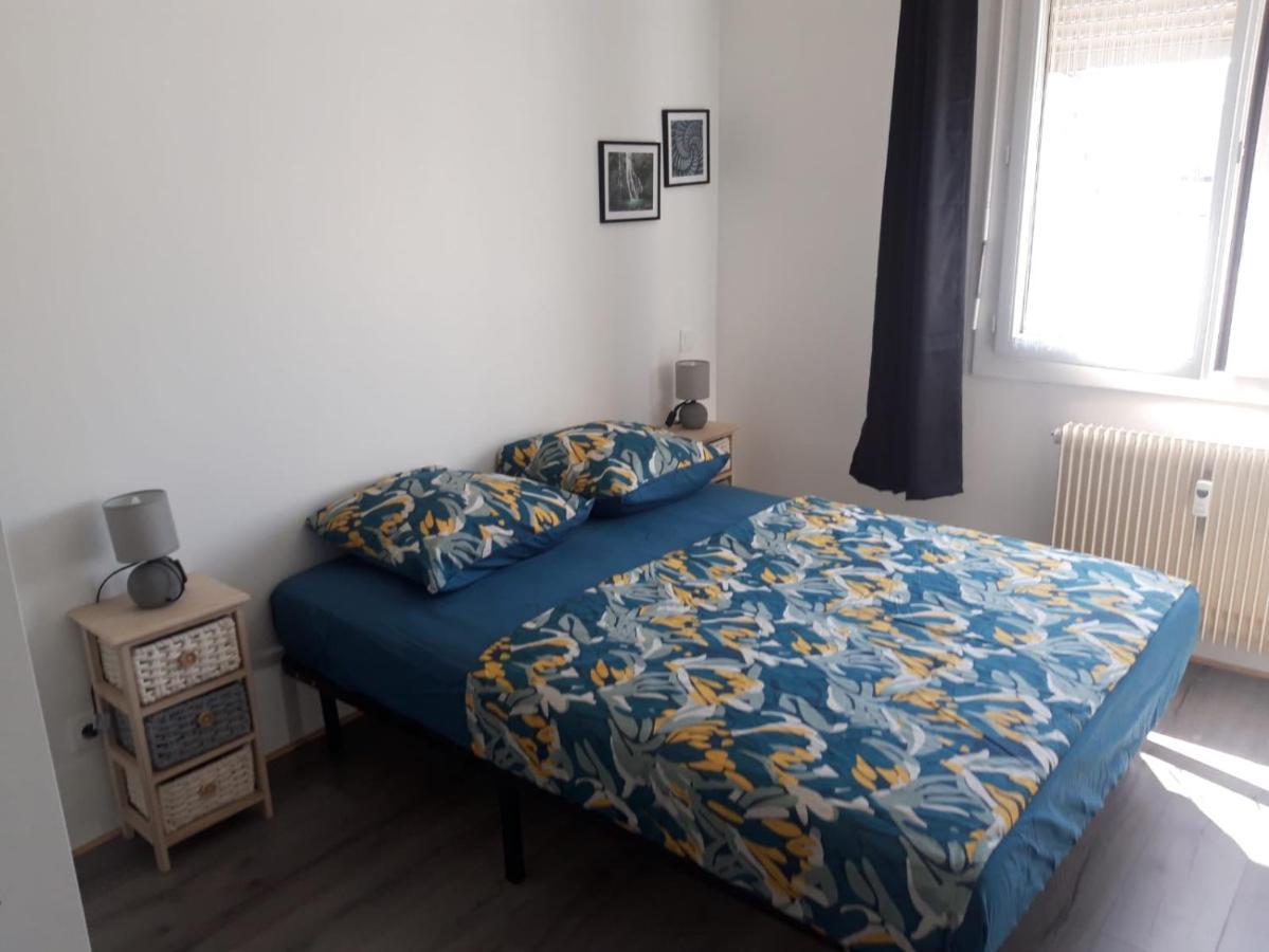 Gambetta Insolite Apartment Chambery Bagian luar foto